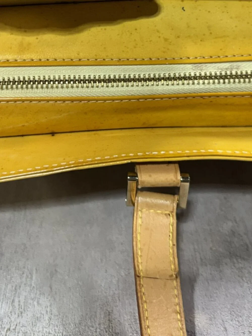 Louis Vuitton Houston Monogram Vernis Yellow Patent_Leather Tote Bag